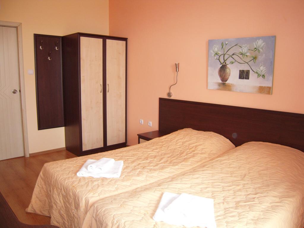 Bona Dea Club Hotel Święty Włas Pokój zdjęcie